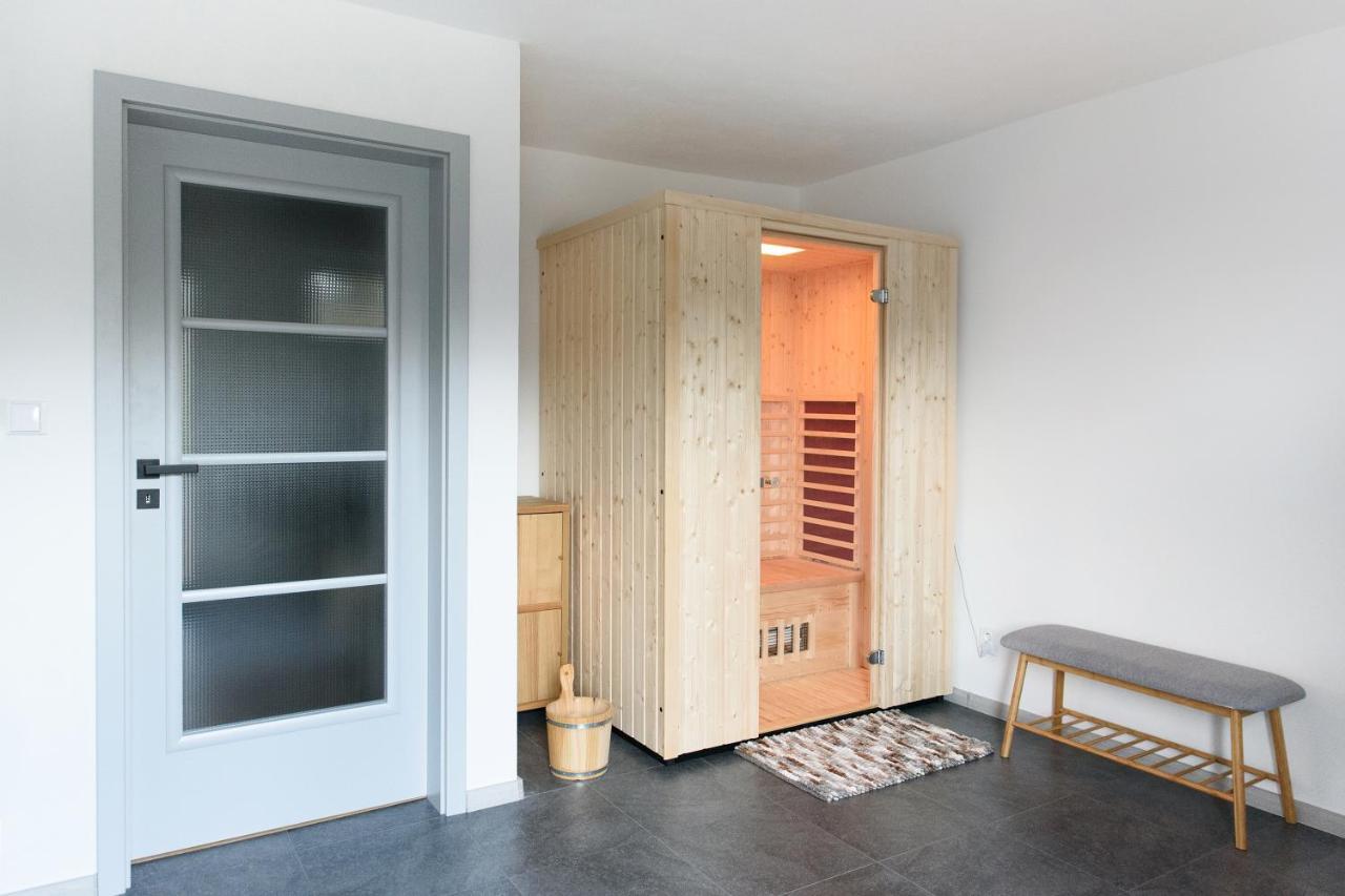 Apartman Mloci Udoli • Podyji 兹诺伊莫 外观 照片